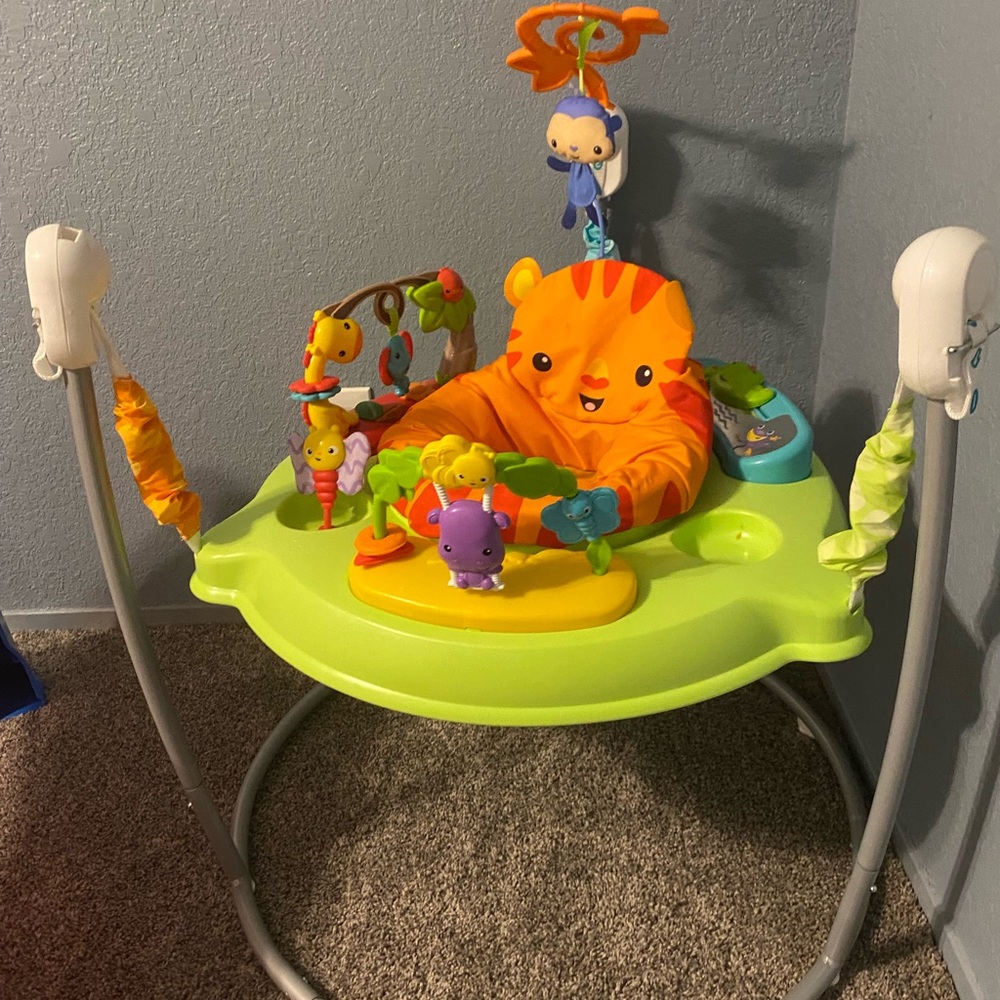 Baby swing